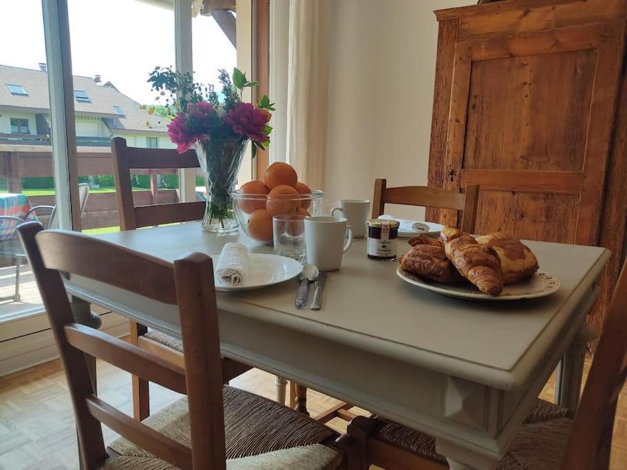 Bel Appartement Au Calme A 5 Minutes Du Village 芒通-圣贝尔纳 外观 照片